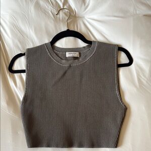 Aritzia Gray Ribbed Women's Top